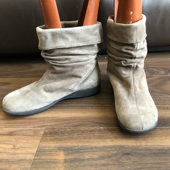 Blondo Aquaprotect technology waterproof suede wool lining - Picture 9 of 15